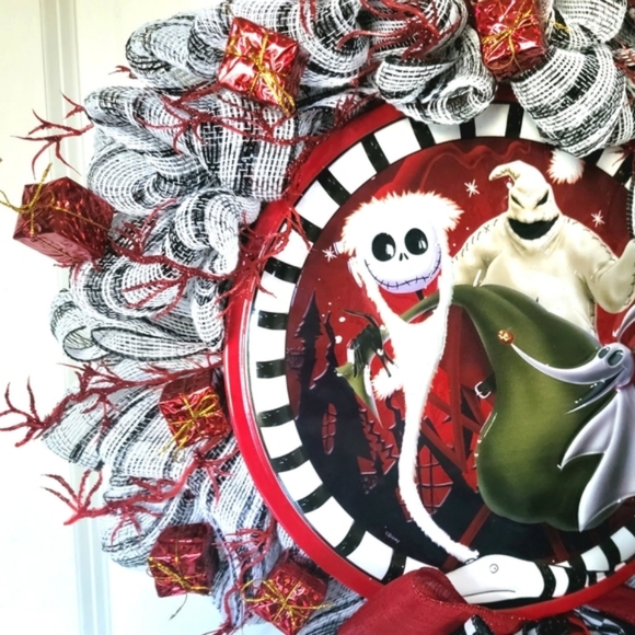 Host Pick Nightmare Before Christmas Wreath Genuine Disney Doll Plaque Deco Mesh - Picture 5 of 12